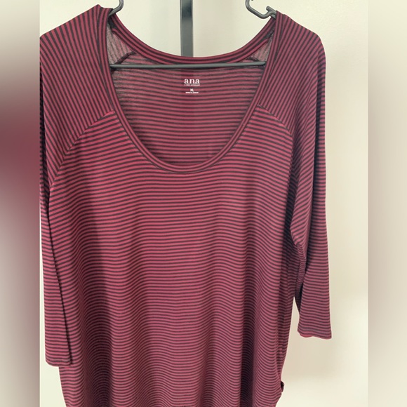 A.n.a Black and Burgundy Layering Top - Picture 7 of 16